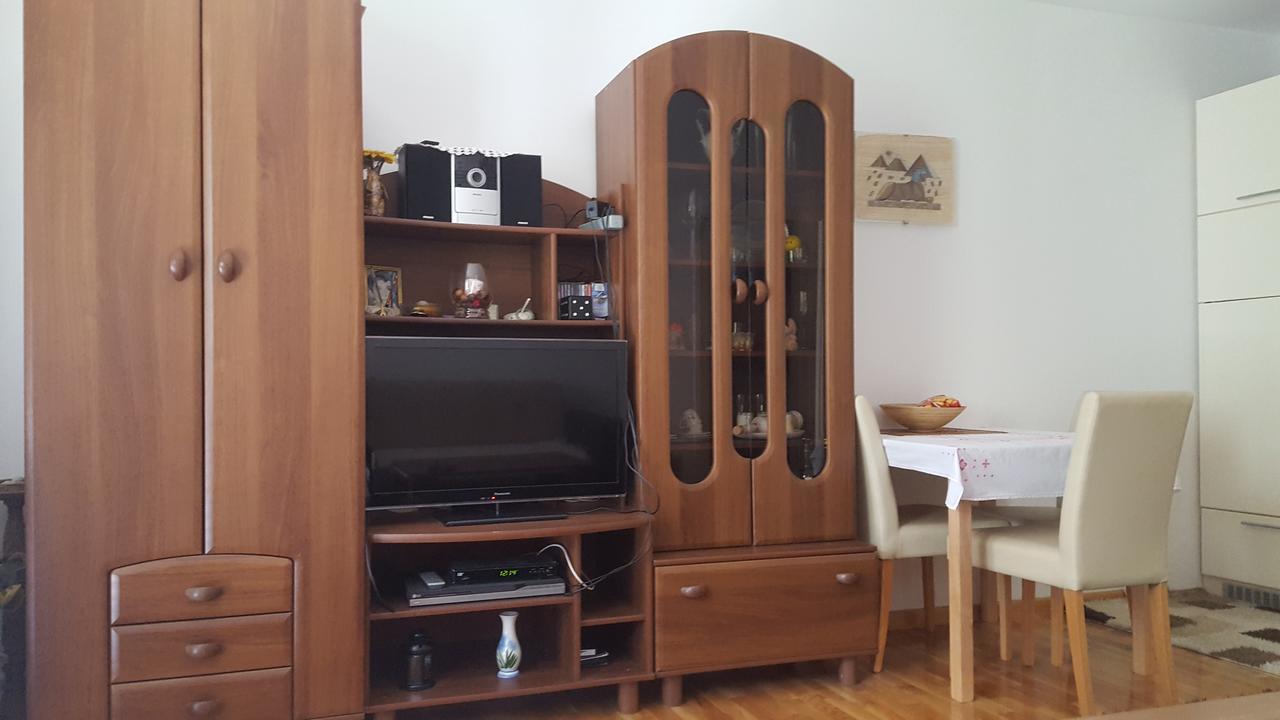 Apartment Зениця Екстер'єр фото