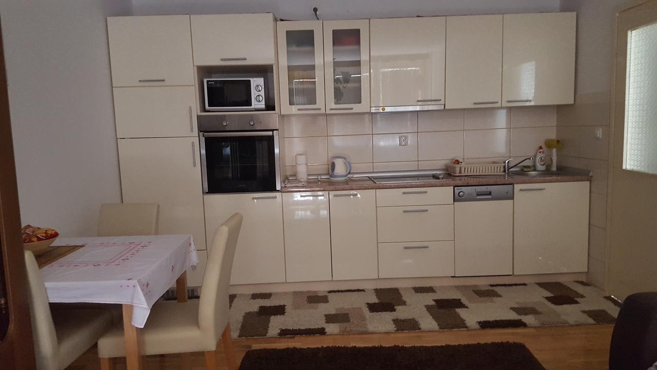 Apartment Зениця Екстер'єр фото